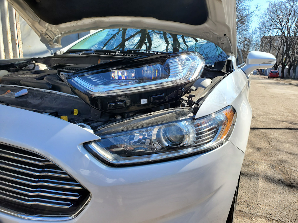 Перемога американського світла або Ford Dynamic LED 1