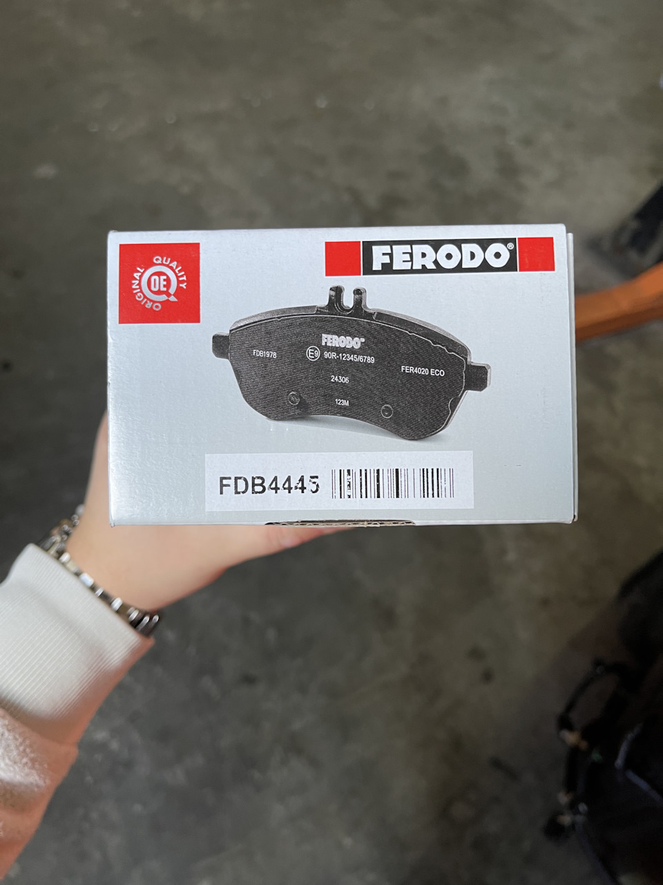 Заміна перед колодками FERODO 2