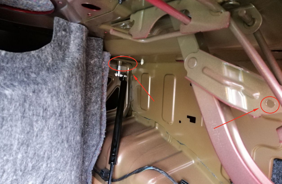 Газові опори в багажник Ford Fusion 2.5 1
