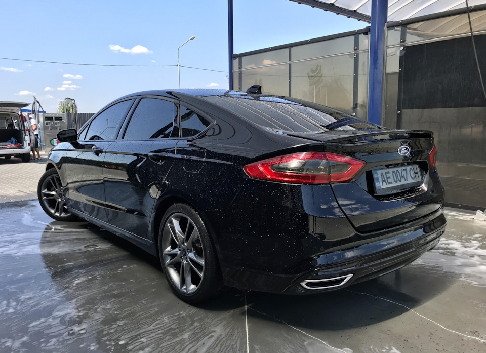 GPS антена-плавець від Ford Edge 1