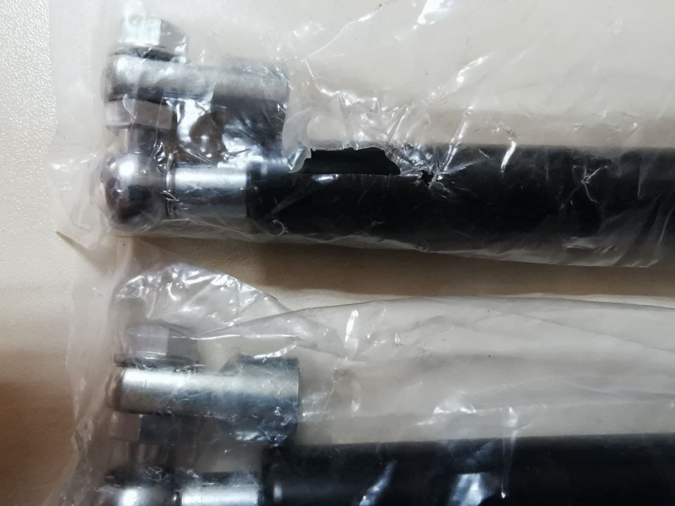 Газові амортизатори кришки багажника 2