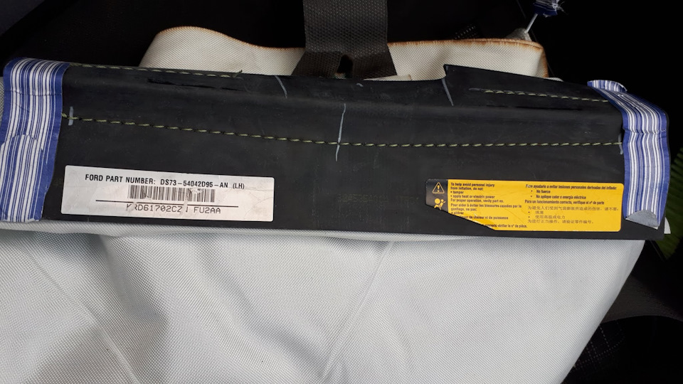10.Ford Fusion (America) SE 1,5T EcoBoost: Ремонт безопасности (ремонт airbag). 1