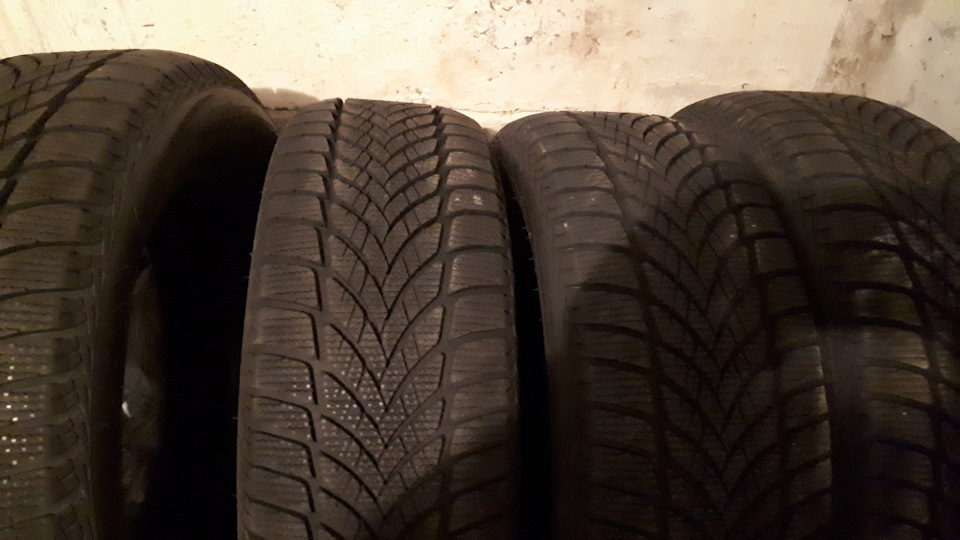 26.Ford Fusion (Америка) SE 1.5T EcoBoost: Зимова гума GOOD YEAR ULTRAGRIP ICE 2; 225/55R17 3