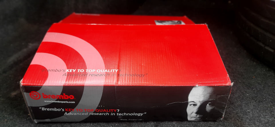 63.Ford Fusion USA, SE 1,5T EcoBoost: Brembo 09.Т255.21 встановлення передніх гальмівних пофарбованих дисків. 2
