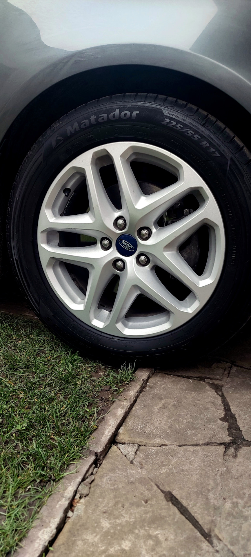 75.Ford Fusion США, SE 1,5T EcoBoost: Matador Hectorra 5 225/55 R17 101 Y FR Додаткове навантаження 4