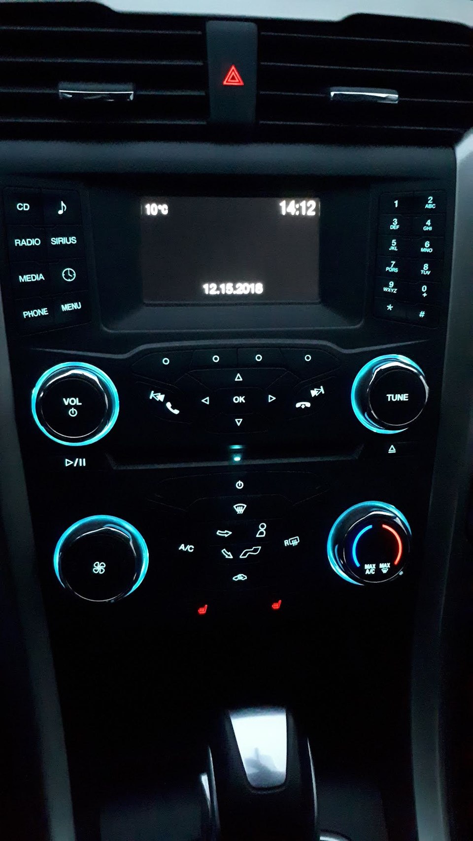 7.Ford Fusion (America) SE 1,5T EcoBoost: Пам'ятки комплектації SE 1