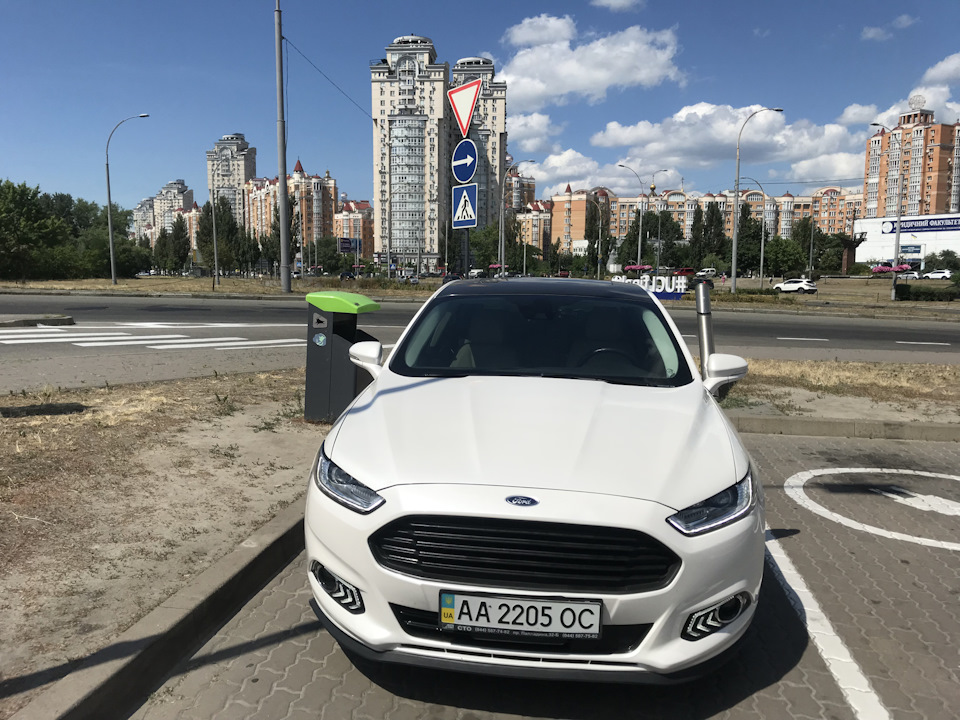 ford dynamic led, заміна штатної оптики 3