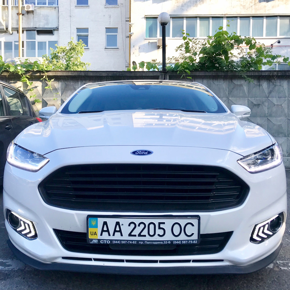 ford dynamic led, заміна штатної оптики 1