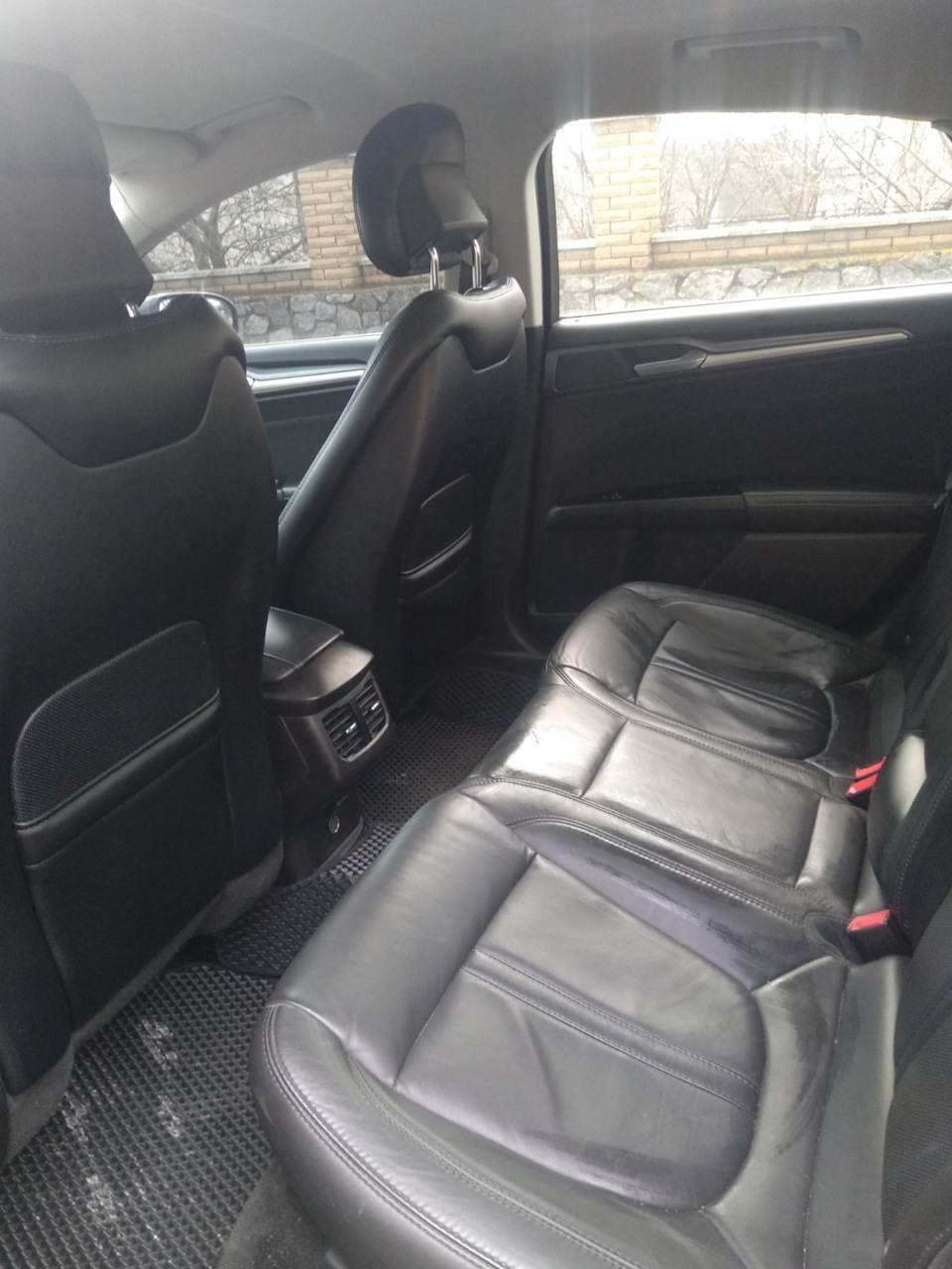 Салон від Lincoln MKZ 2
