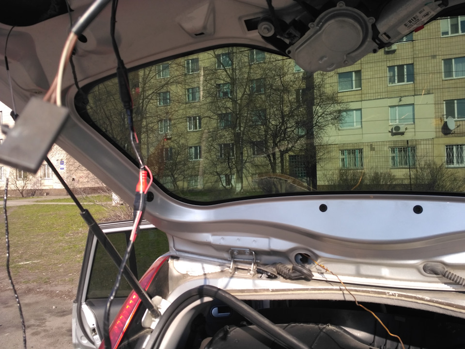 Встановлення камери заднього виду 5