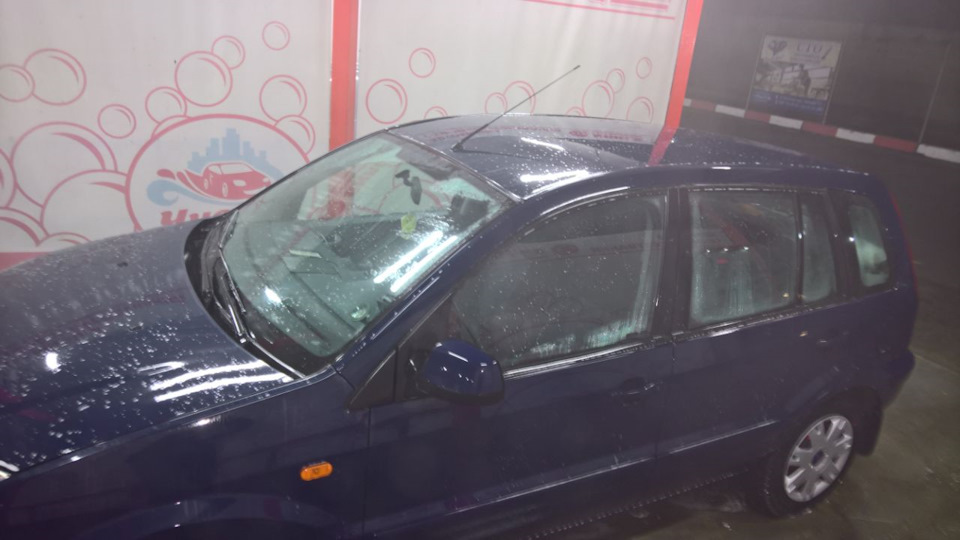 Автомийка самообслуговування Чисте місто 4
