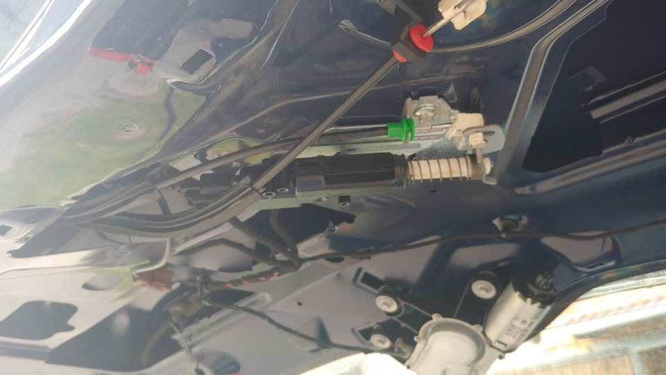 Електромагніт виконавчого механізму для Ford Fusion Fiesta Mk5 Mk6 2