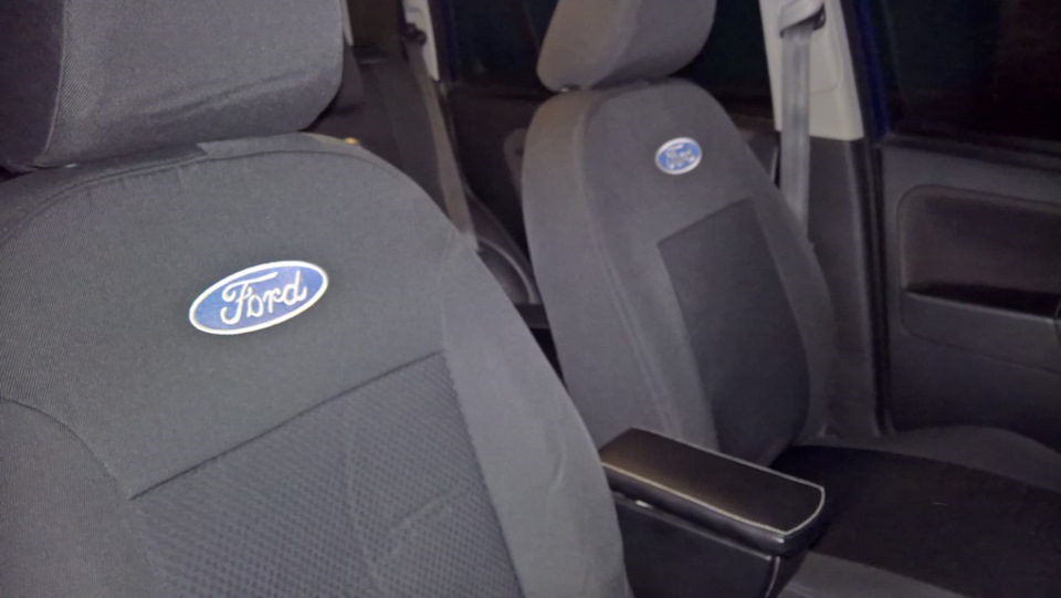 Наздогнали оригінальні чохли FORD за 20$! 90к пробігу :) 3