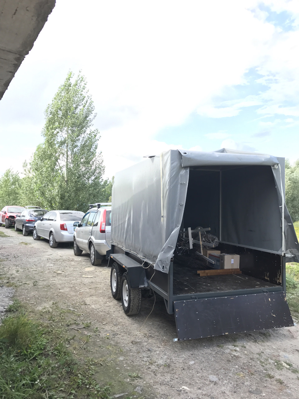 Причіп двовісний 4