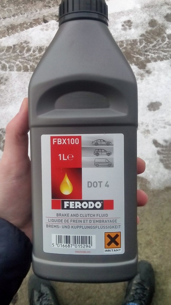 Купив гальмівну рідину Ferodo 2