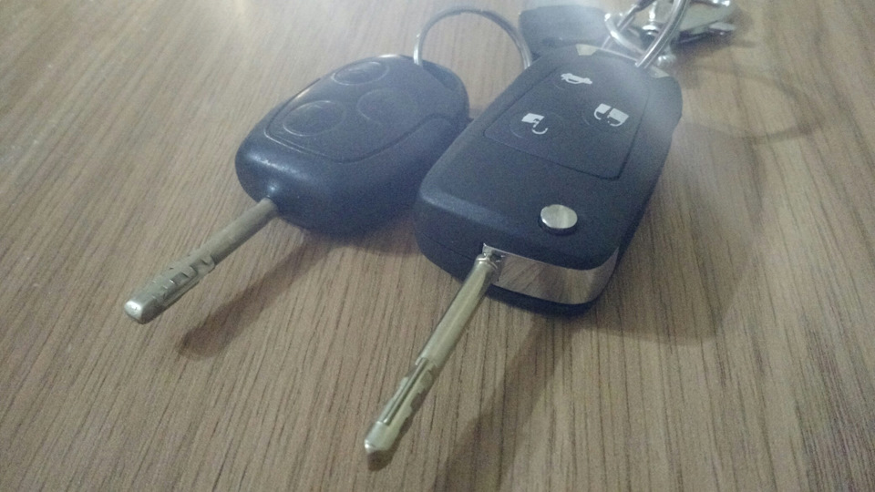 Викидний ключ для Ford Fusion 1