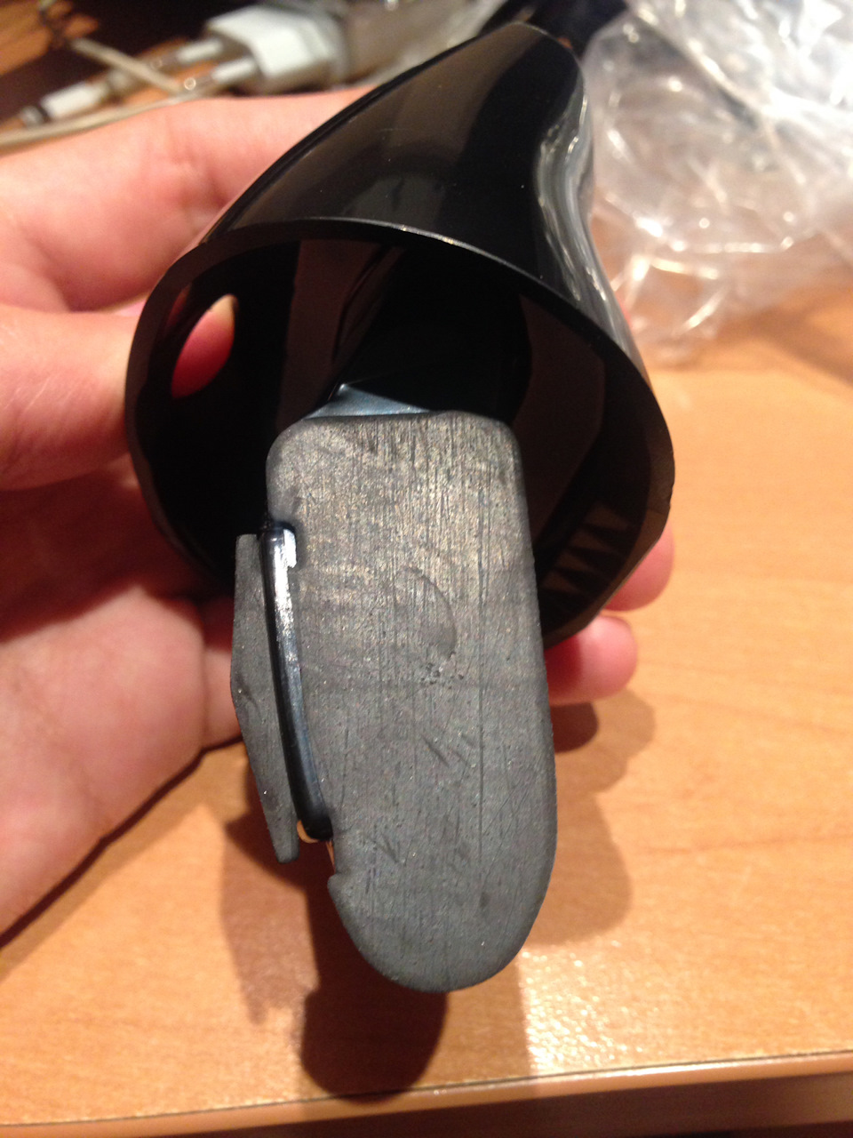Як приготувати атомобільний пилосос Philips MiniVac FC6149/01? 3