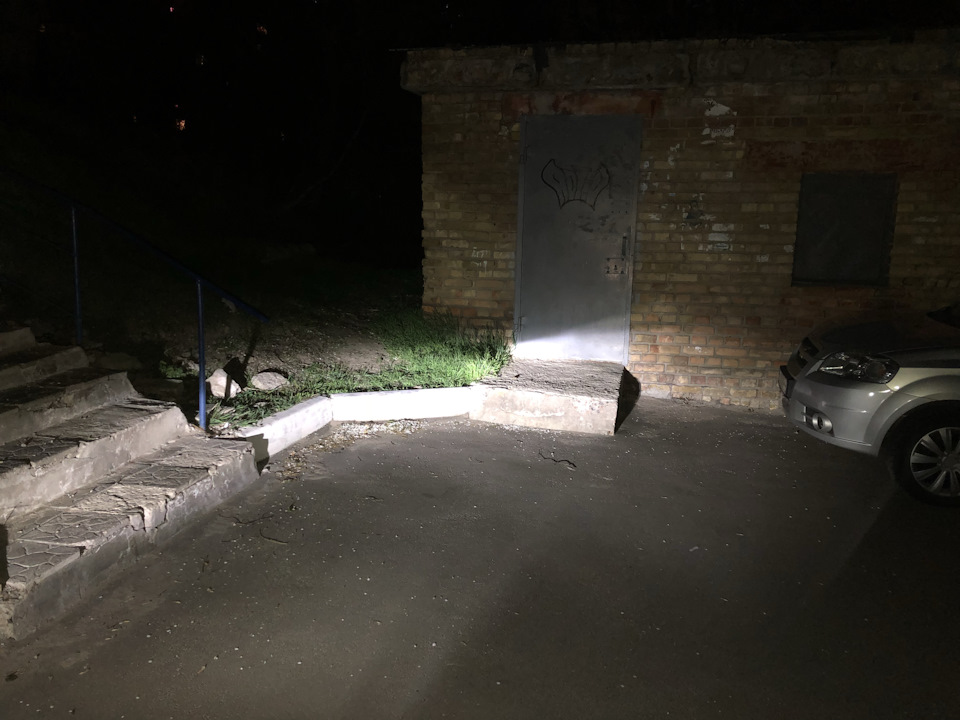 Заміна ламп головного світла на діоди 3