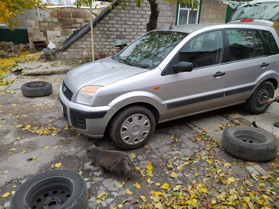 Перевзувся в зиму. Мотор пічки. 1