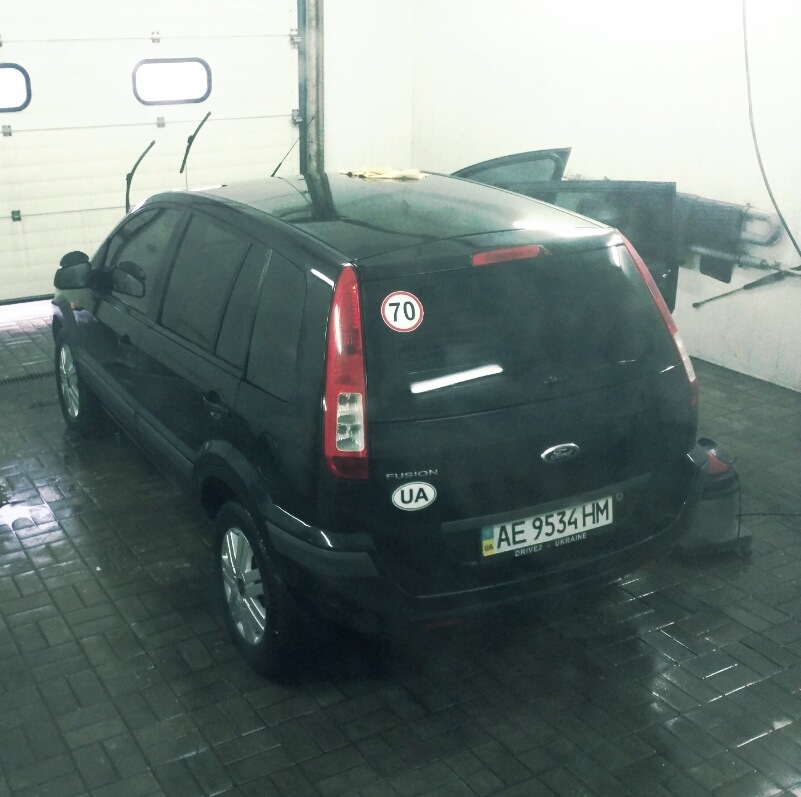 Суб'єктивне порівняння Ford Fusion та Kia Ceed 4