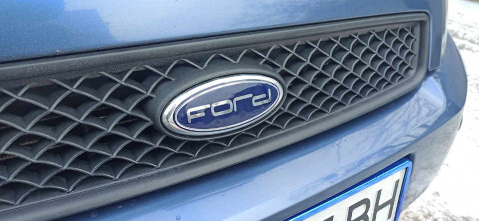 Новий погляд на емблему Ford 1