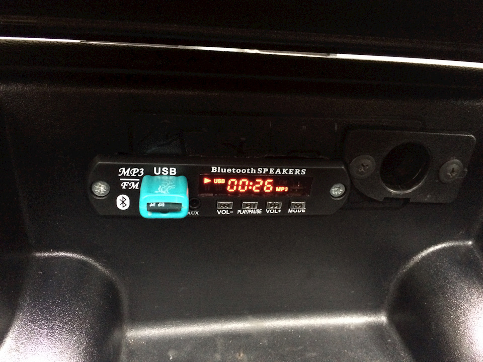 Моя переробка CD6000 під USB та bluetooth 3