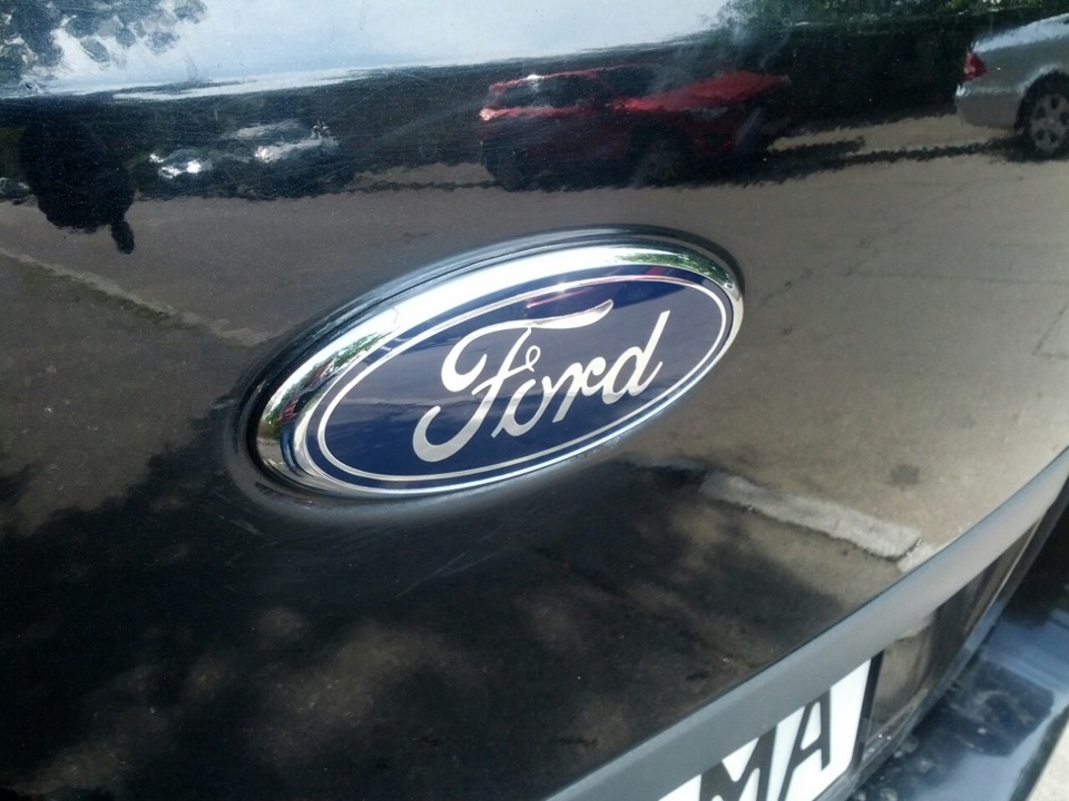 Онови емблему свого FORD 2