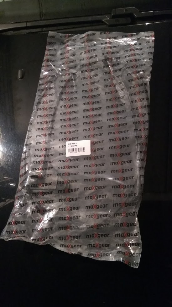 Трос капоту MAXGEAR 32-0593 1