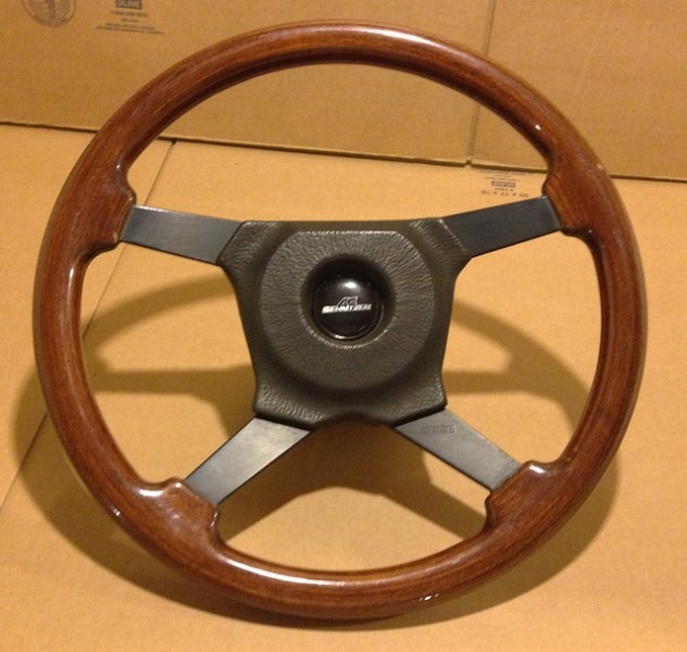Продам круте кермо Momo wood 4спицеве 1
