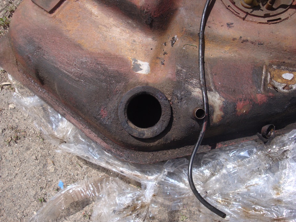 Бак на Ford Granada від Ford Sierra 2.0 DOHC. 5