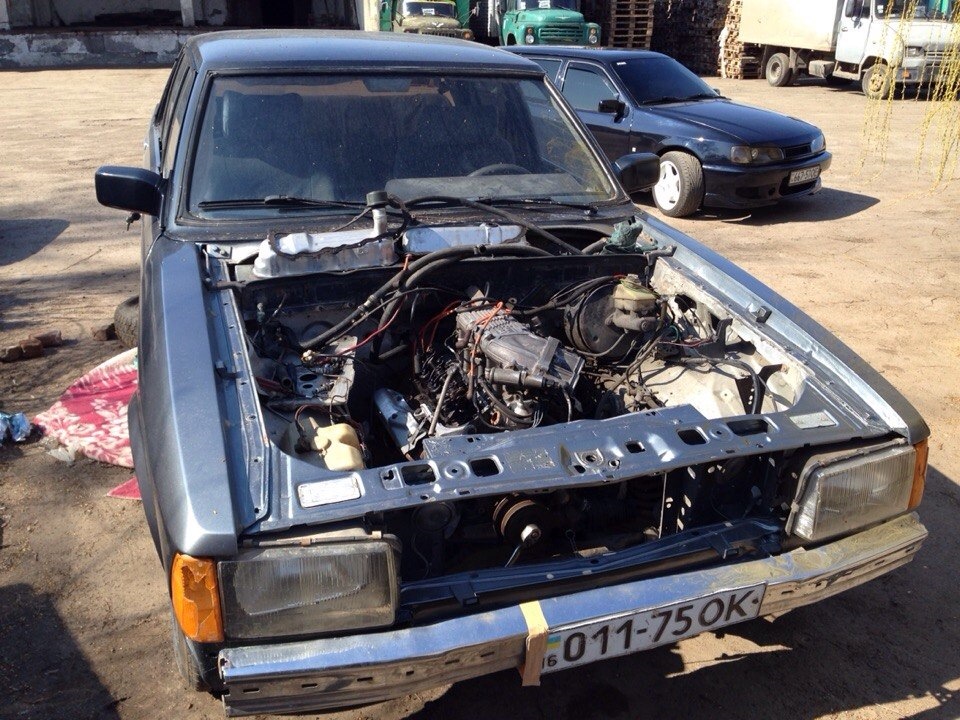 Заміна двигуна на 2.9 EFI від Ford Scorpio 1