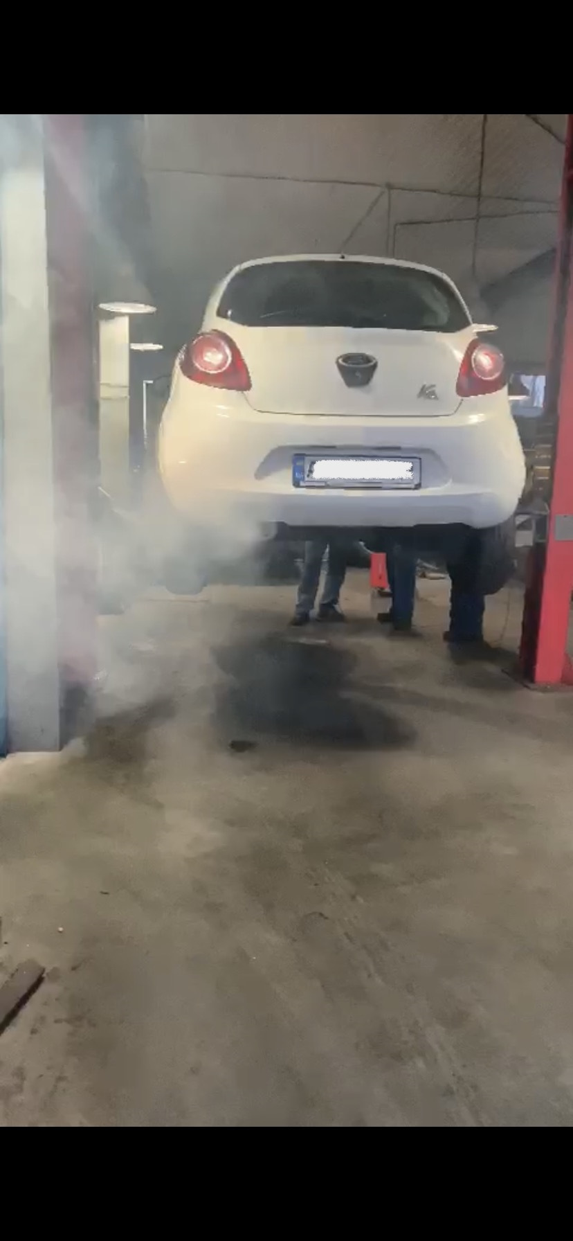 Приїхав зі стуком, поїхав із двигуном в аварійному режимі. 3