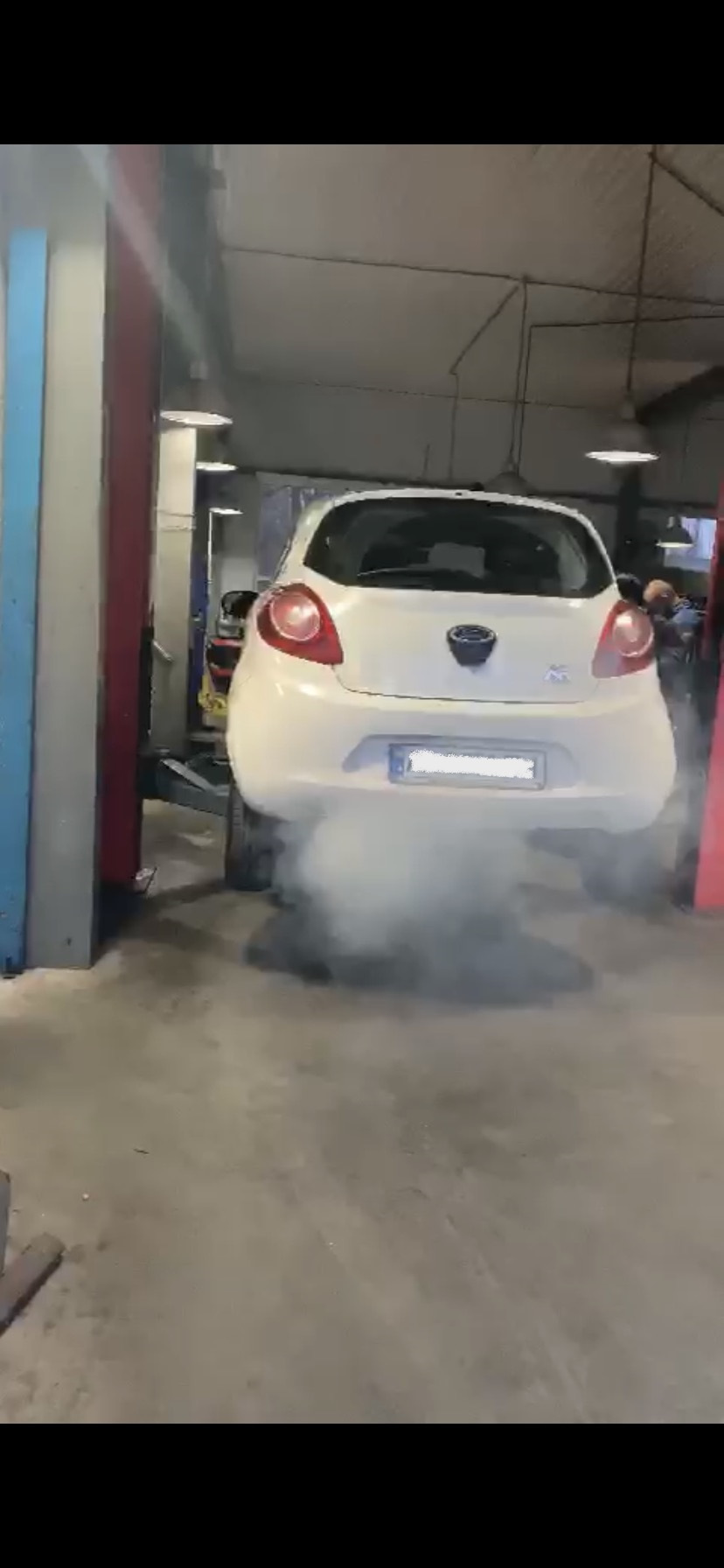 Приїхав зі стуком, поїхав із двигуном в аварійному режимі. 2