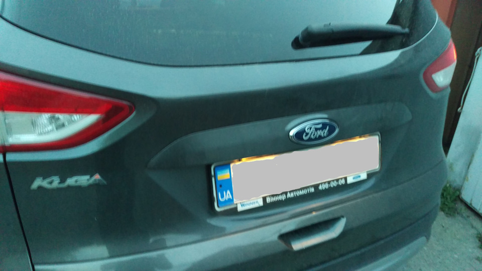 Вкрали задню емблему FORD KUGA2 5