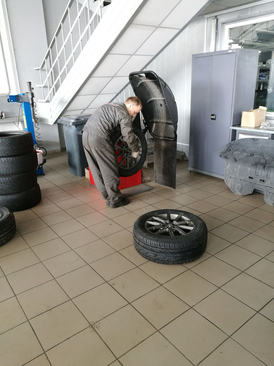 Toyo Extensa HP 99w, 235/55 R17 для Ford Kuga 2013 2