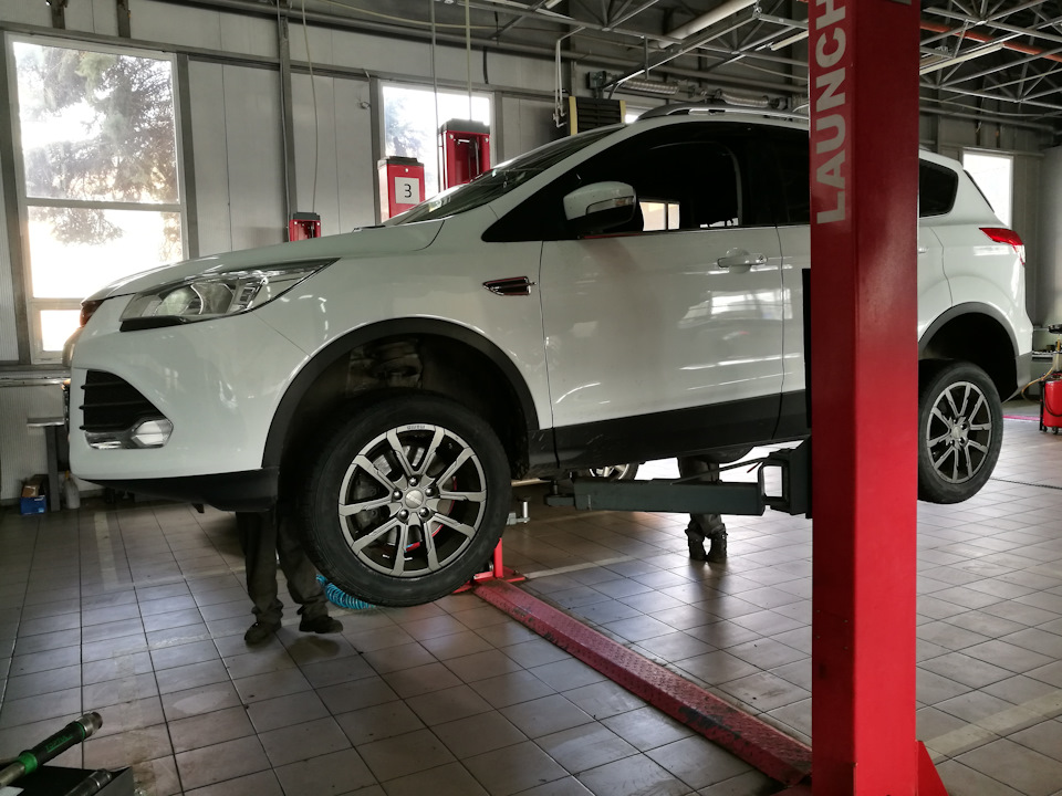 Toyo Extensa HP 99w, 235/55 R17 для Ford Kuga 2013 5