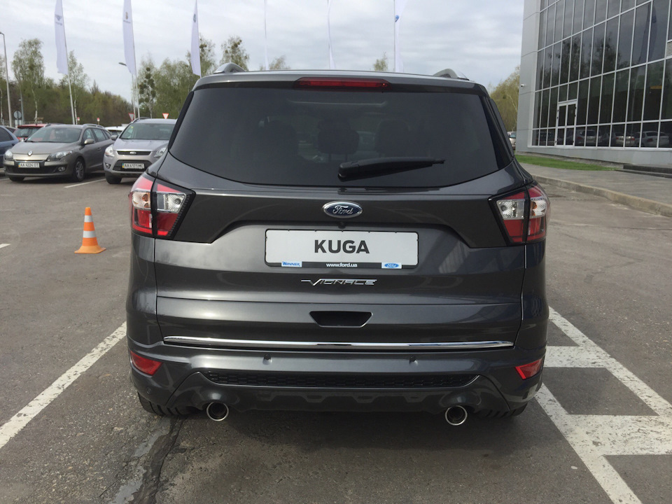 Презентація Kuga 2 Vignale 4