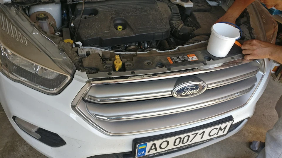 Аля-LED…зміна бомж-фар на лінзований галоген з LED DRL