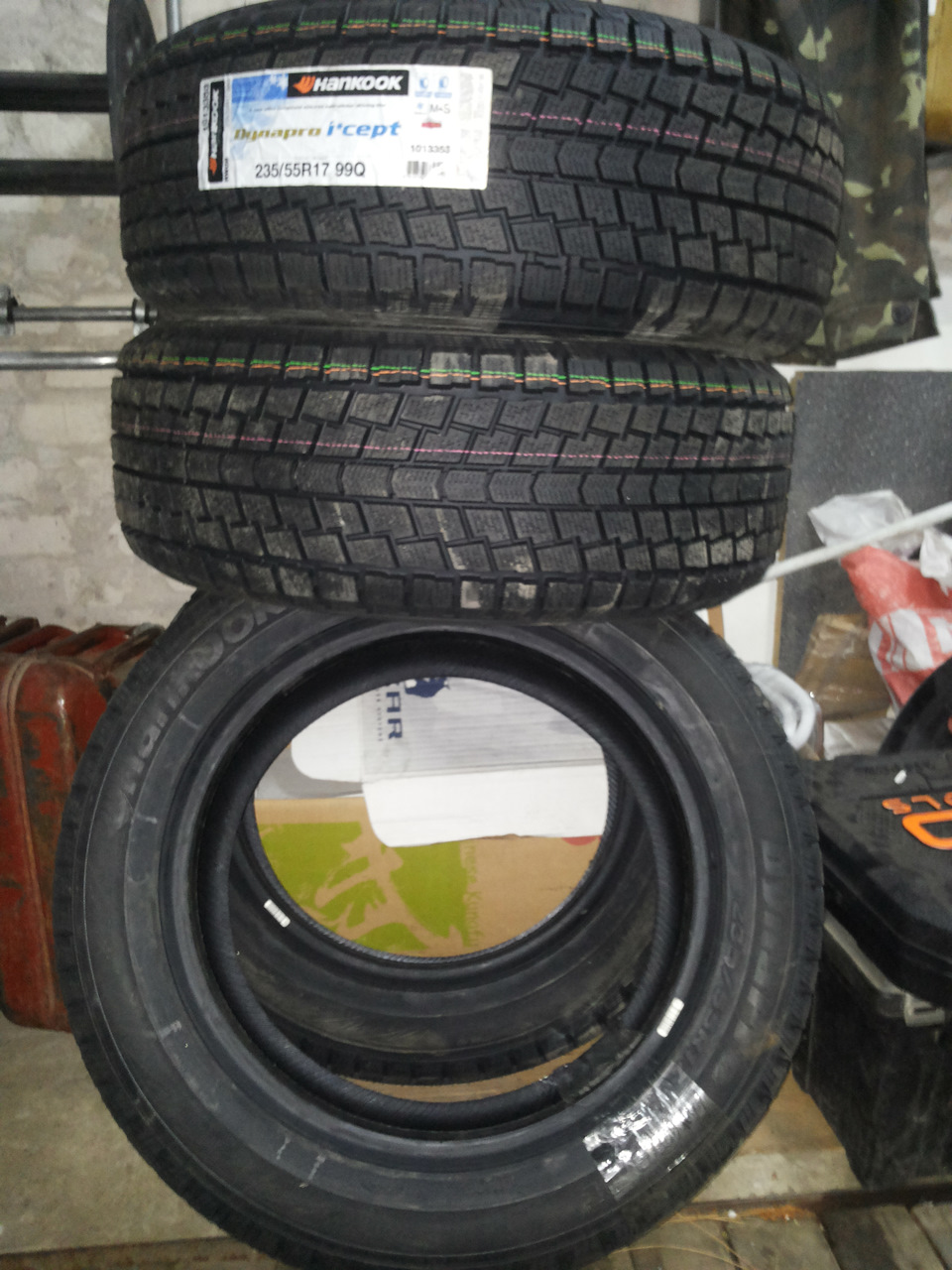 Бюджетні валянки Hankook DynaPro i*cept RW08 2
