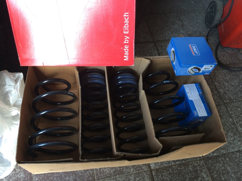 Lowering spring - Eibach -30mm 2