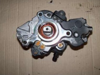 Як правильно зняти ТНВД Ford Kuga TDCI? 1