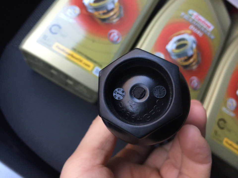 Закупівля масла та фільтра для Power Shift DCT450 4