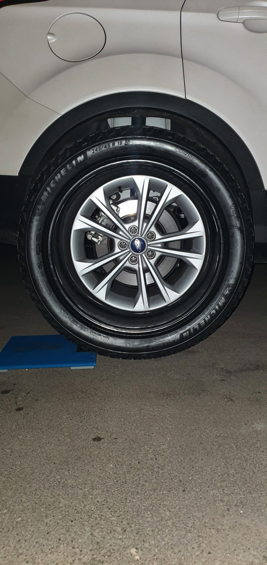 Зимові шини Michelin X-Ice Snow 245/45/19 102H (Польща) + Диски ATS Exc 8,5J ET42 + Датчики тиску 2