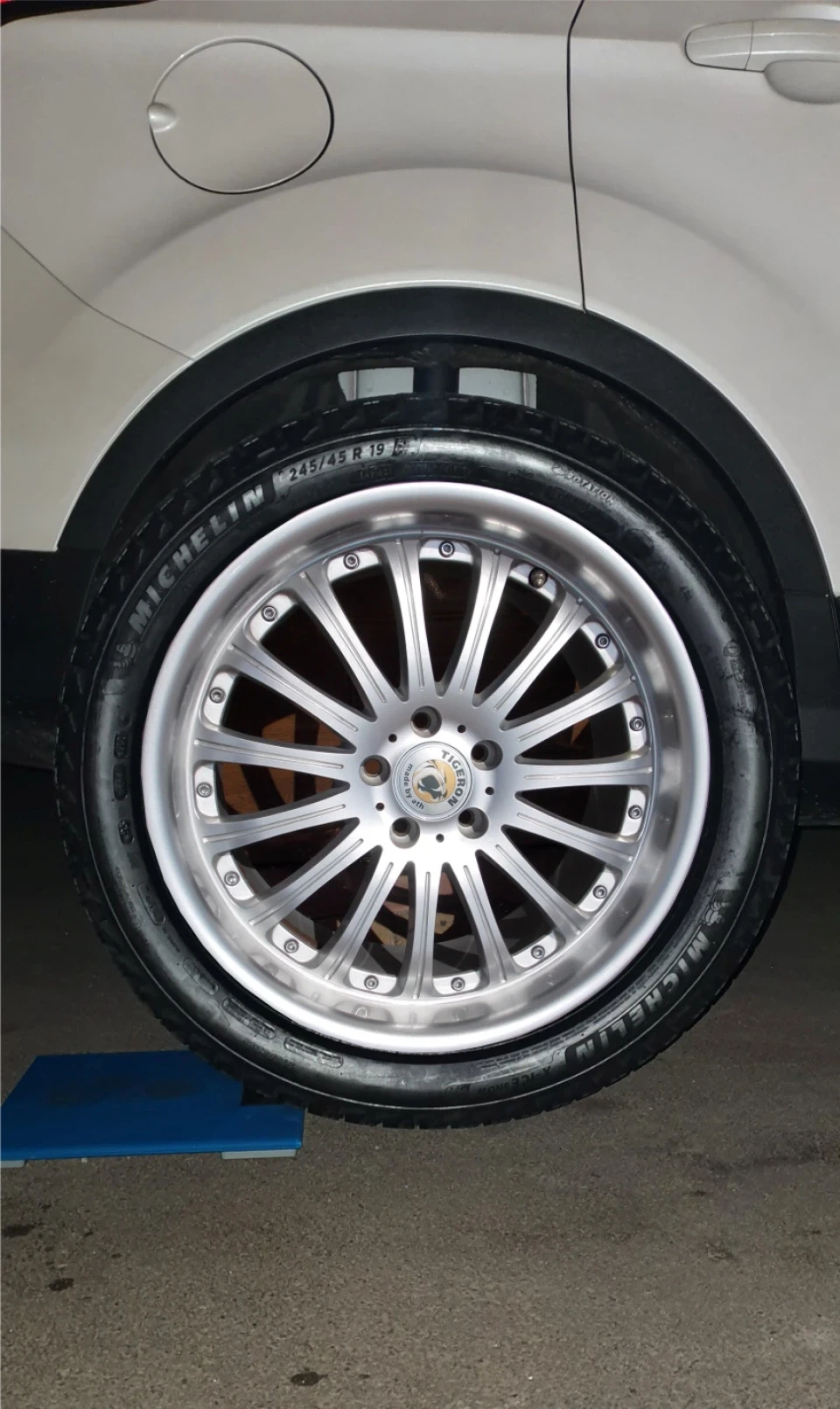 Зимові шини Michelin X-Ice Snow 245/45/19 102H (Польща) + Диски ATS Exc 8,5J ET42 + Датчики тиску