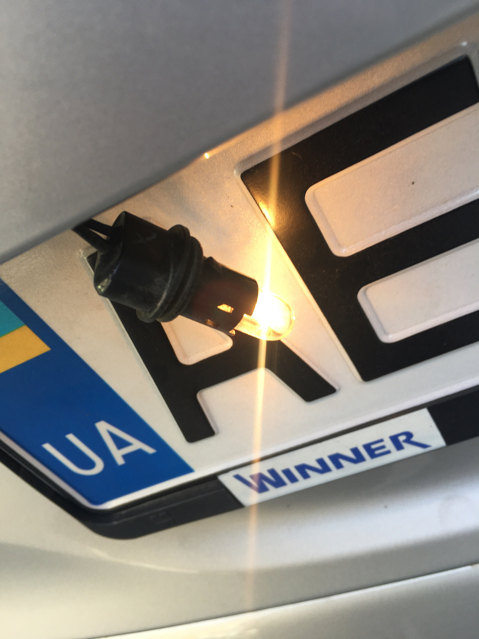 Заміна ламп 💡 підсвічування номера 2