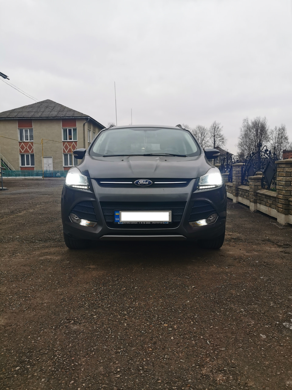 Заміна ламп габаритів та далекого світла, підсвічування салону. 2