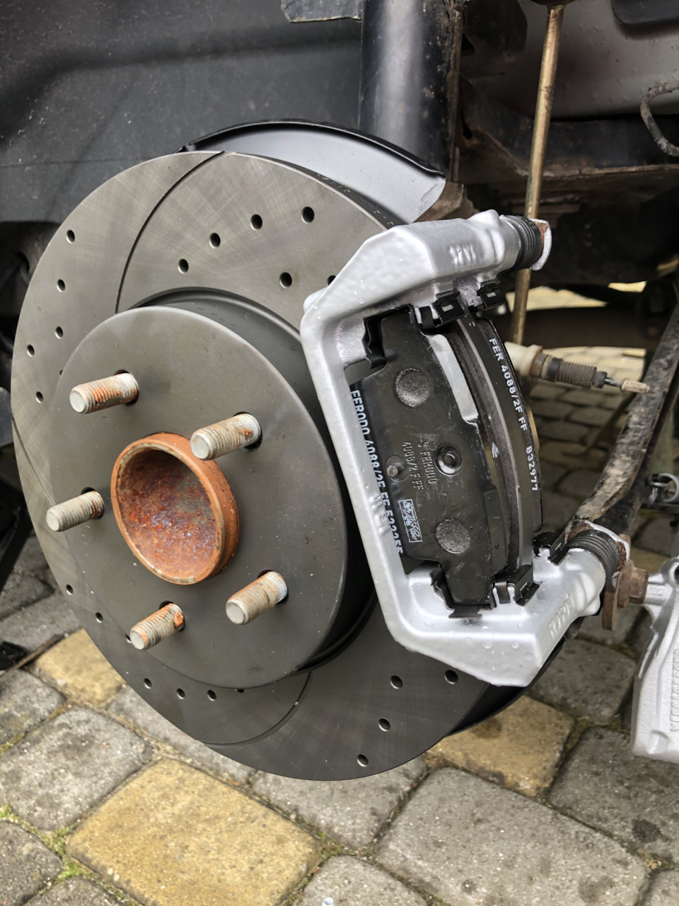 Нові задні гальма Rotinger + заміна мастила в ДВС + нова гума Michelin PS4 225/40/18 5