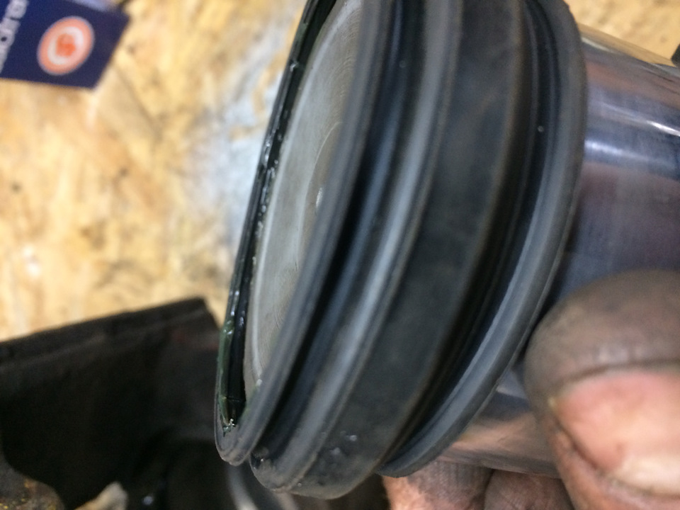 Профілактака передніх гальмівних супортів. 1