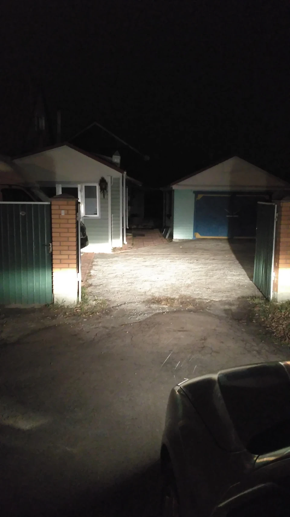 Встановив діодні лампи в ближнє світло