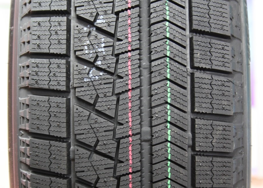 bridgestone blizzak vrx 3